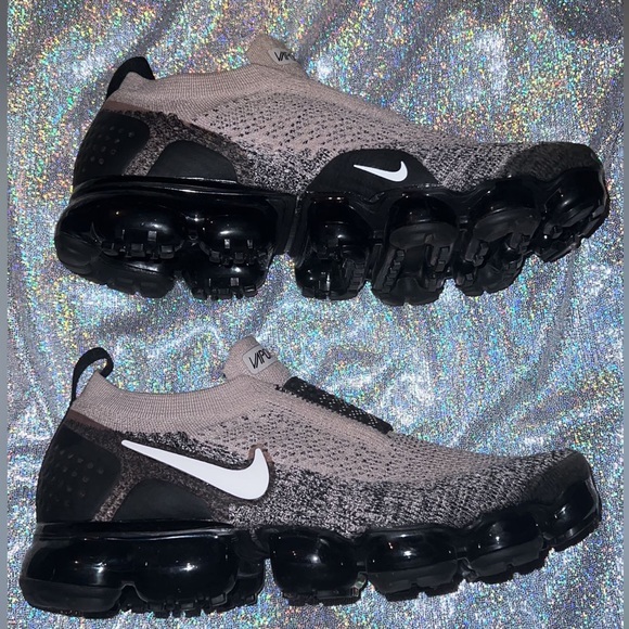 Nike Vapormax Flyknit Laceless - Picture 3 of 3